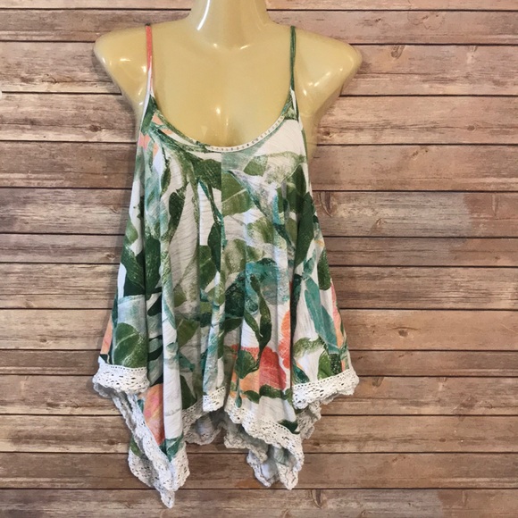 LC Lauren Conrad Tops - { Lauren Conrad } floral tank top